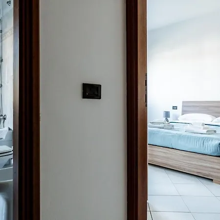 Light - 10 Min Malpensa Airport Apartment *