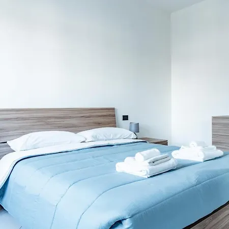 Apartment Light - 10 Min Malpensa Airport Somma Lombardo